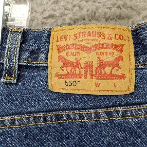 Levis Jeans Mens 48x30 Blue 550 Relaxed Fit Tapered Leg 100% Cotton Denim - Picture 10 of 13